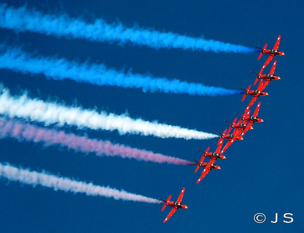 Red Arrows at Southport 2011