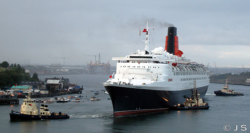 QE2