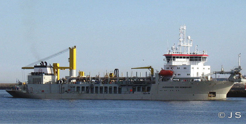Alexander von Humboldt (dredger)