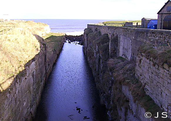 Seaton Sluice cut