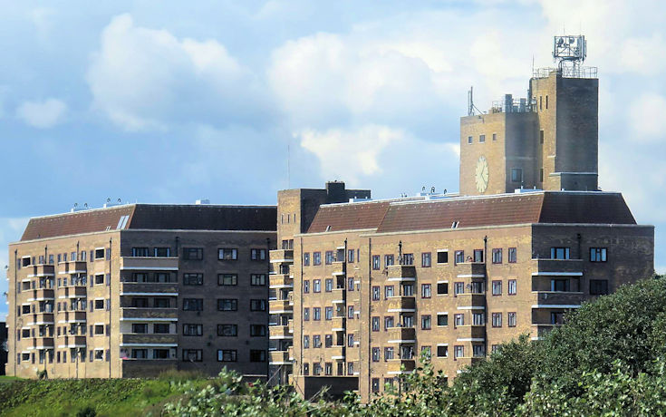 Knott's Flats