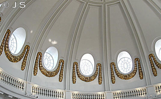 Inside the dome 2018
