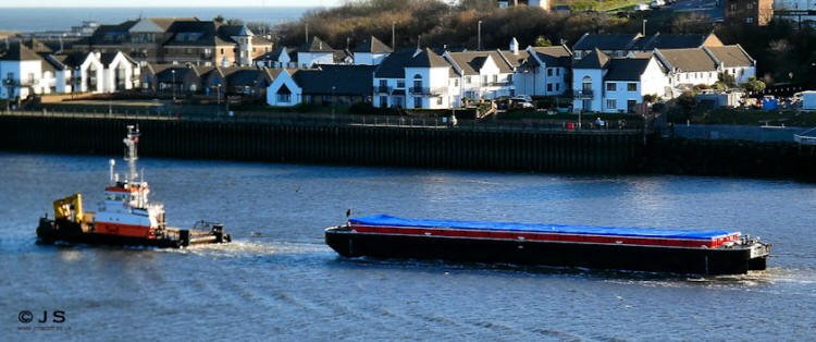 GPS Battlerand barge