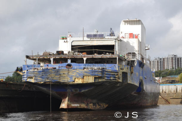 Ice Maiden in dock